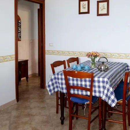 Appartement Locazione Turistica Geranio & Glicine *