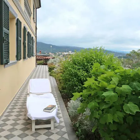 Locazione Turistica Geranio & Glicine Apartment *
